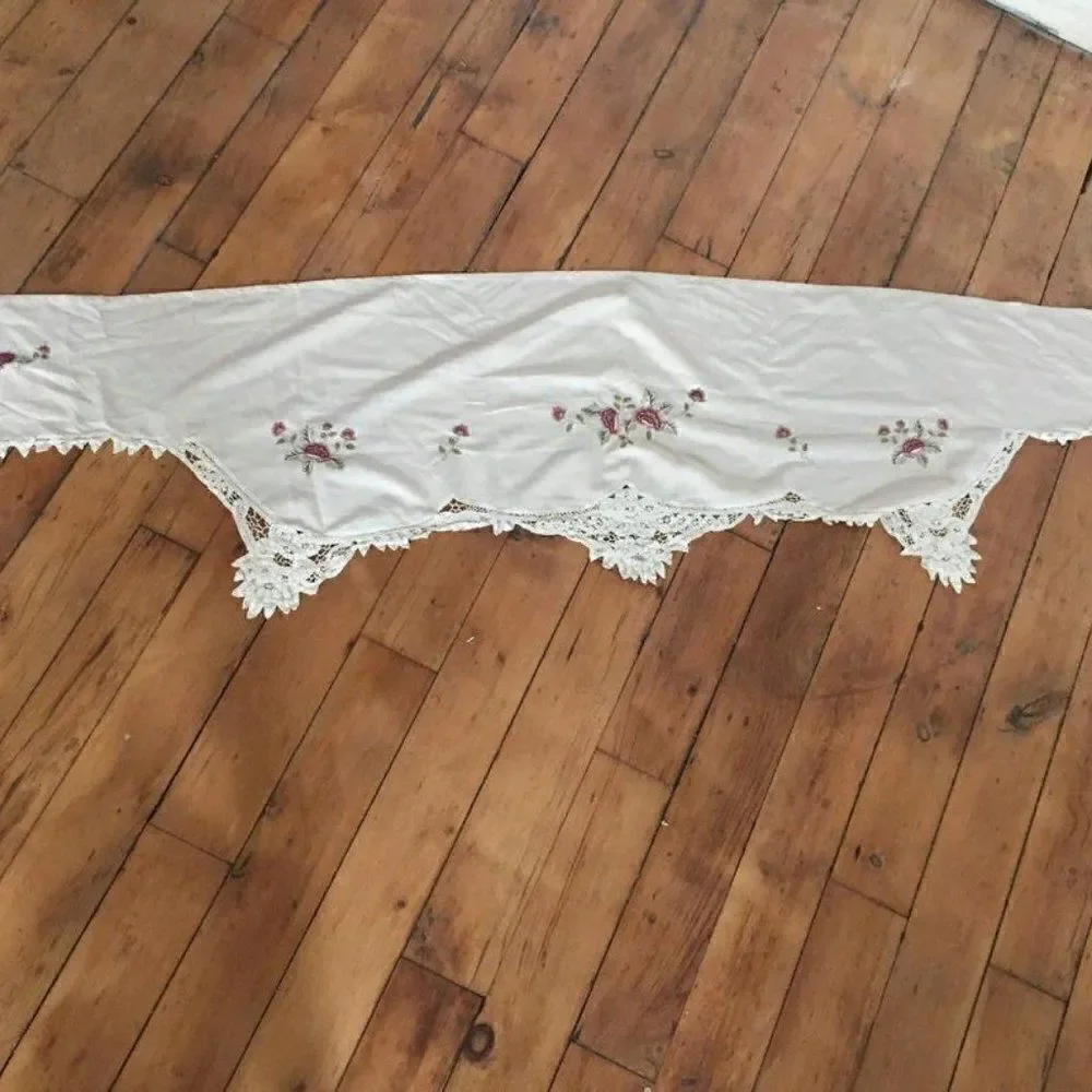 Curtain Valance Vintage White Cotton Floral  19x84